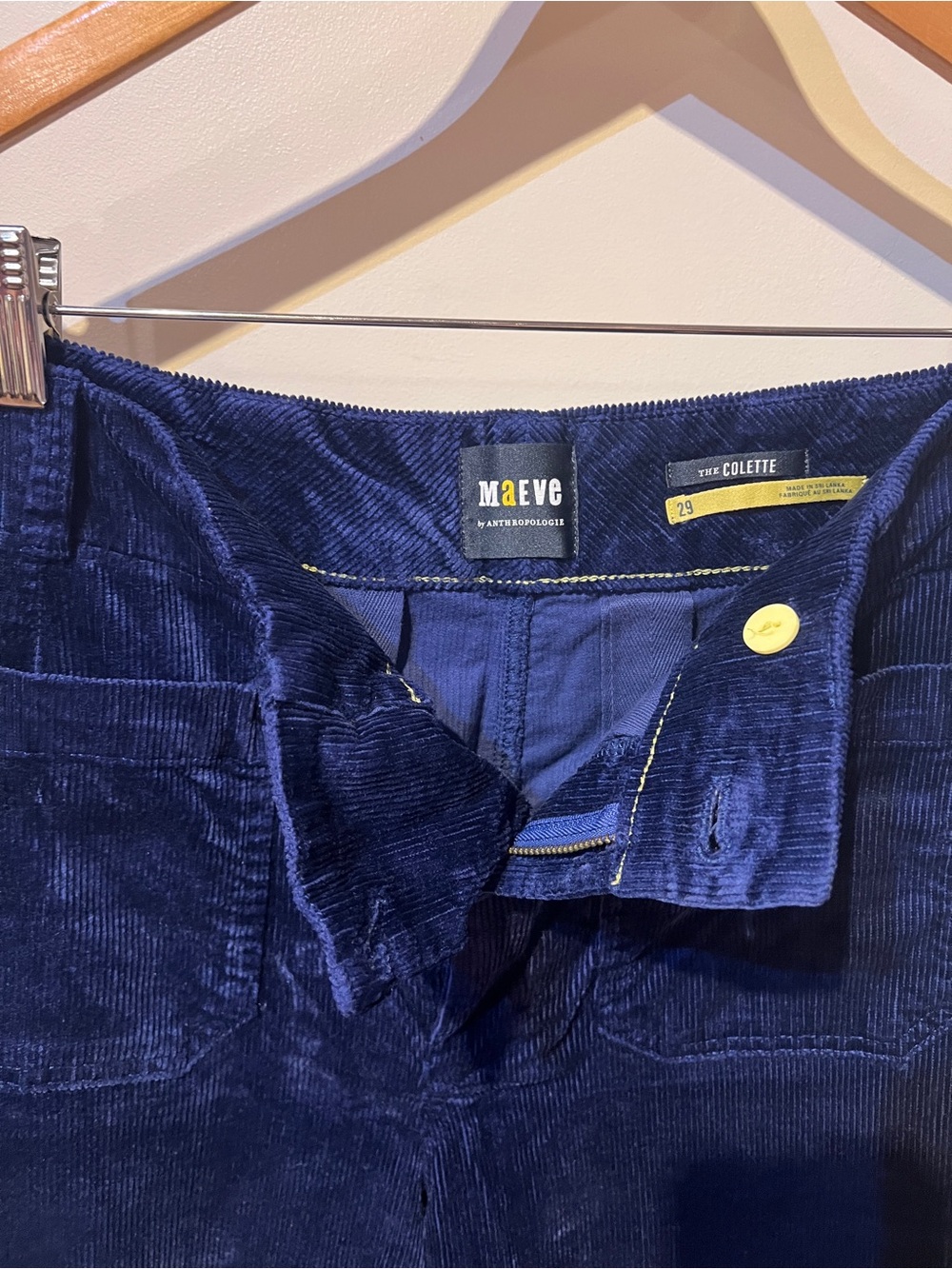 Anthropology Colette Cropped Corduroy
Wide-Leg Trousers by Maeve Indigo Size 29 - Picture 4 of 5